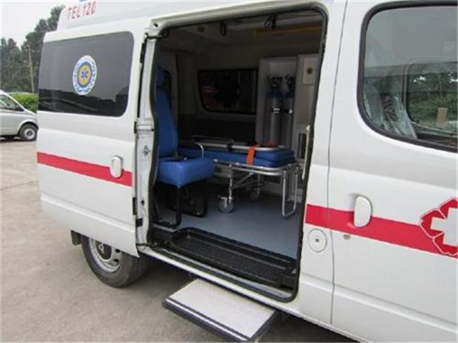 化隆救护车出租服务案例7
